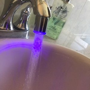 New glow water tap LED light sensor light .